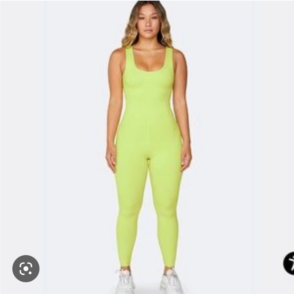 NWT Set Active Sporty Suit